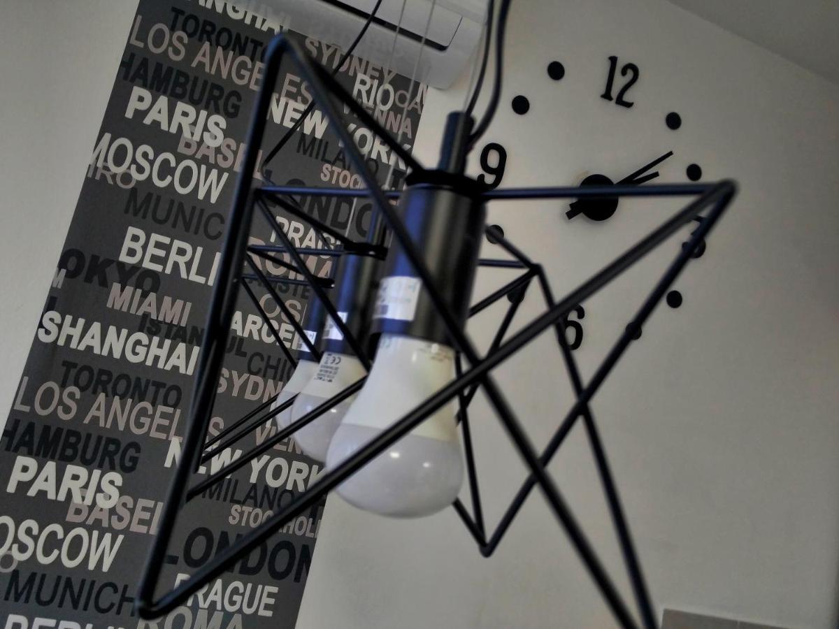 Time Keeper - Self Check In Apartment Osijek Bagian luar foto